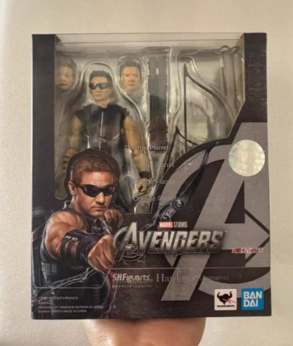 متوفر في المخزون: شخصية هوك آي - مراجعة Bandai Tamashii Nations S.H.Figuarts وسعره